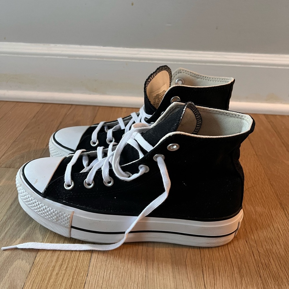 Converse Chuck Taylor Platform High Top